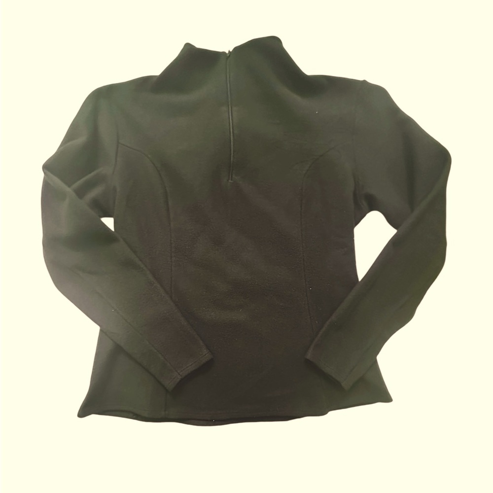 Black Medalist fleece pullover. Size M.